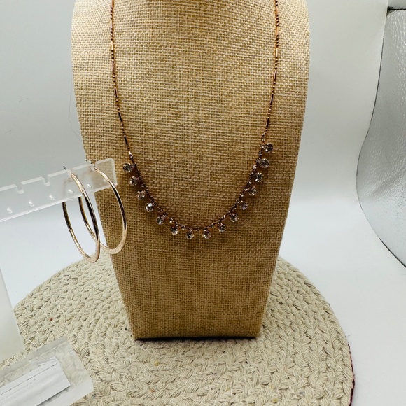 Rose Gold Necklace And Earrings Set - Picture 2 of 7